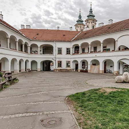 Arany Csillag Apartman Eger Extérieur photo