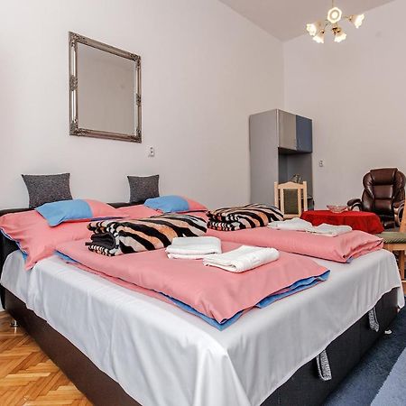 Arany Csillag Apartman Eger Extérieur photo