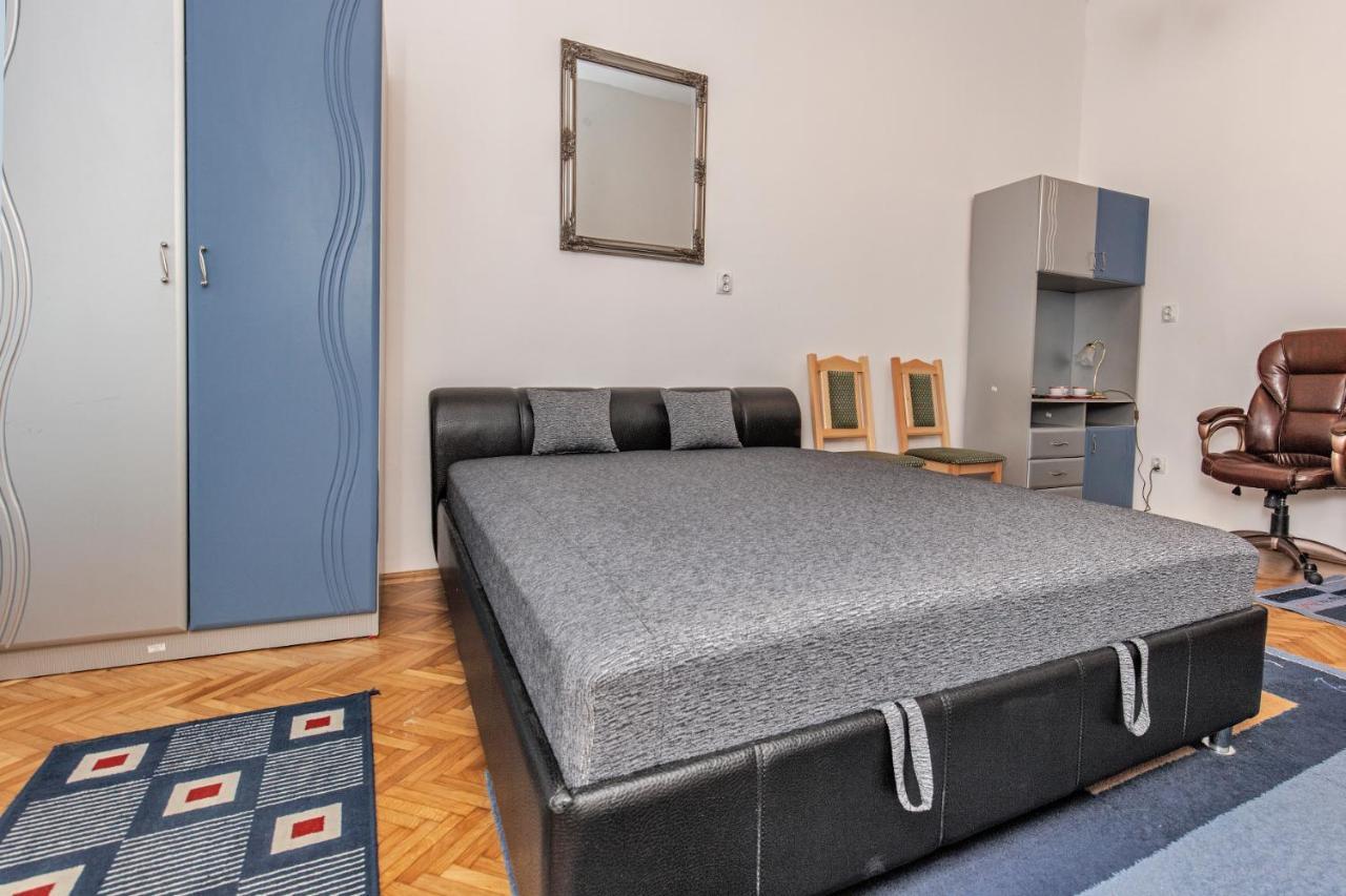 Arany Csillag Apartman Eger Extérieur photo